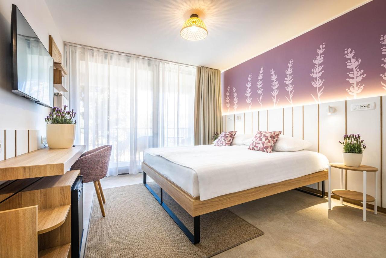 Hotel Vile Park Premium Portoroz Exterior photo
